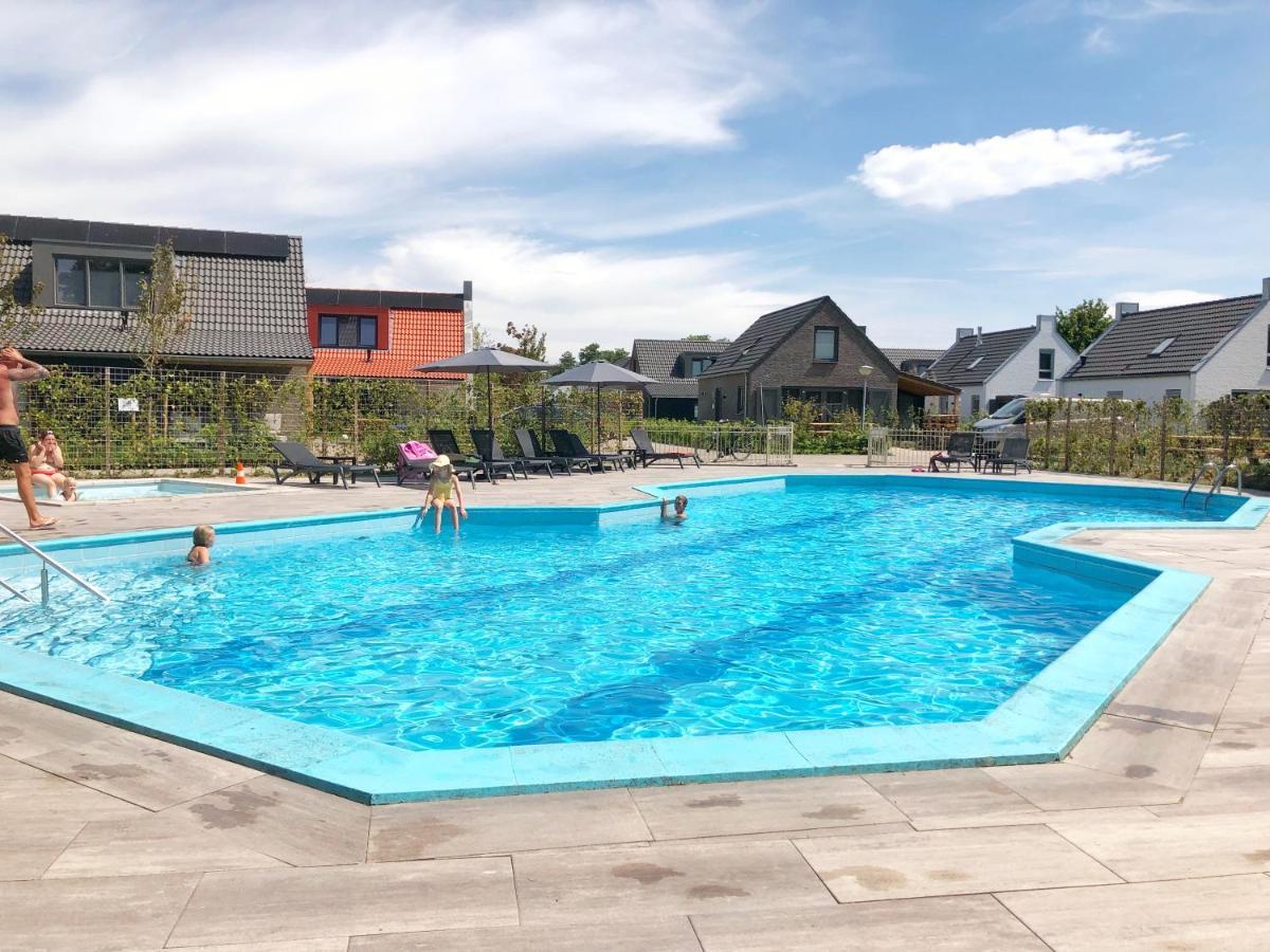 Bungalow 6 Op Recreatiepark De Wielen Sint Maarten Bagian luar foto